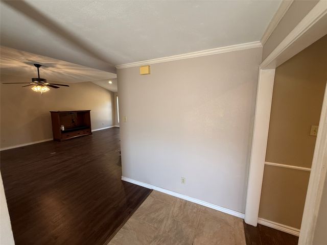 820 Forgotten Lane, Burleson, TX 76028