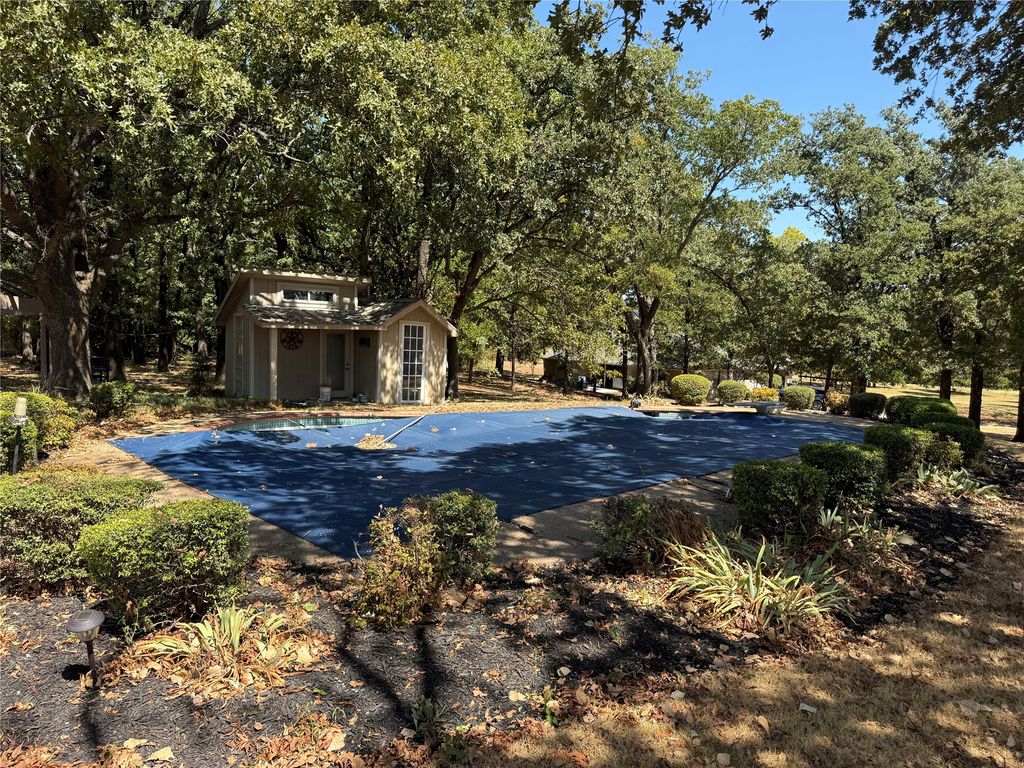 820 Forgotten Lane, Burleson, TX 76028 — photo 2