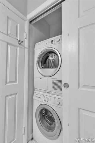 1088 Delaware Avenue 1E, Buffalo, NY 14209