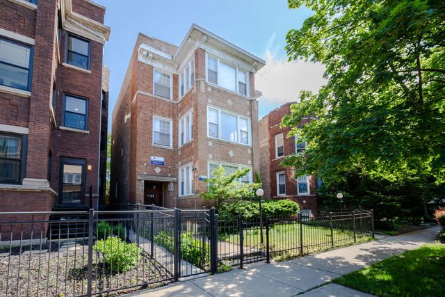 1137 W Columbia Avenue 2, Chicago, IL 60626