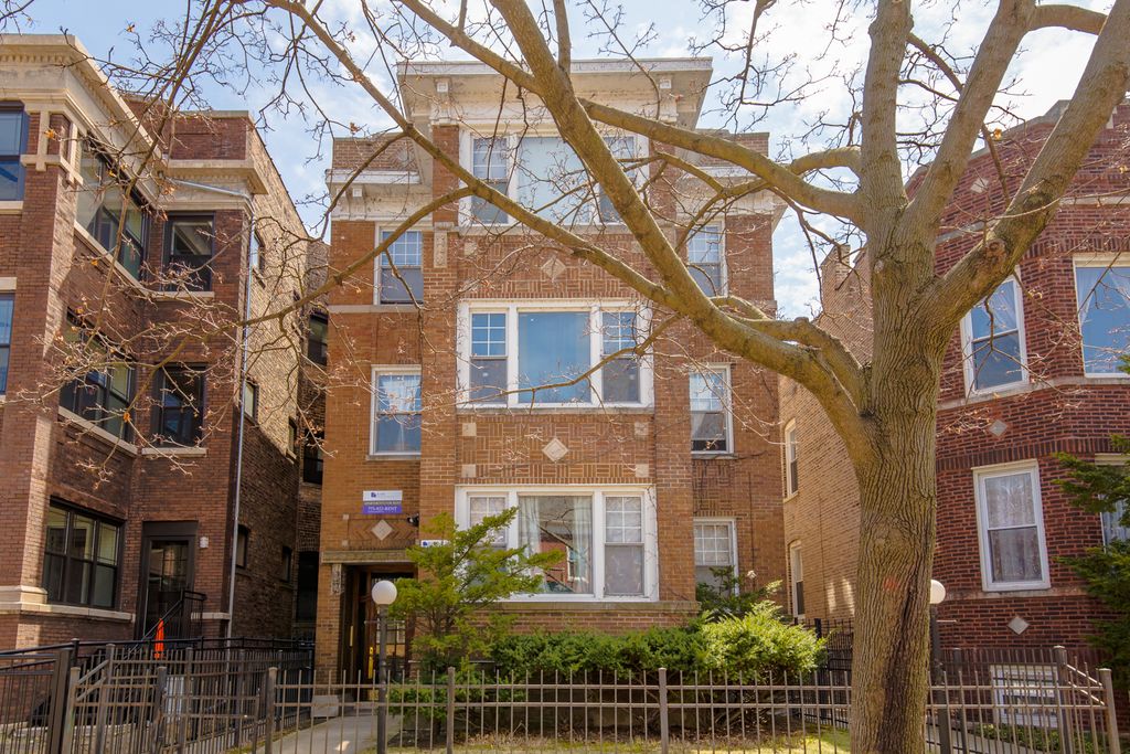 1137 W Columbia Avenue 2, Chicago, IL 60626