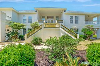 7208 Bayshore Dr, Milton, FL 32583
