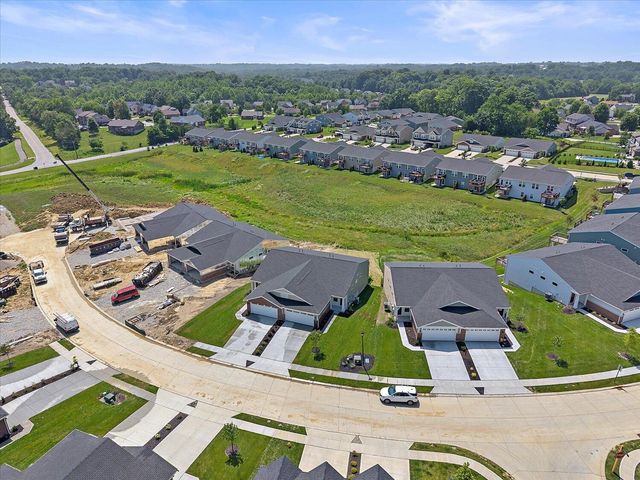 1331 Parkside Drive, 166B, Alexandria, KY 41001