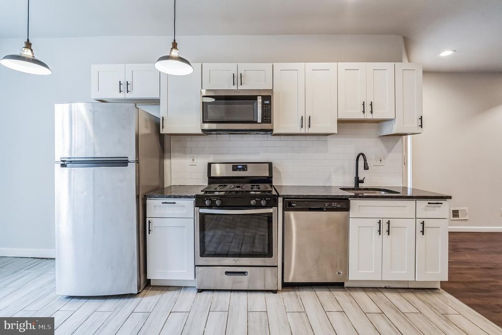 1328 S WILTON ST, Philadelphia, PA 19143