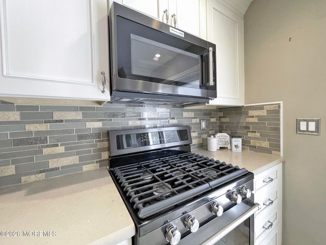18 Ned Drive, Matawan, NJ 07747