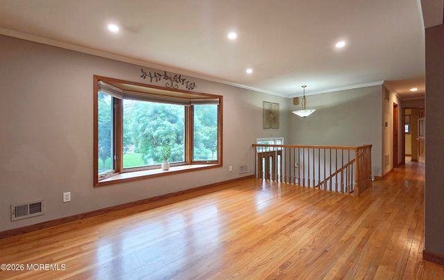 18 Ned Drive, Matawan, NJ 07747