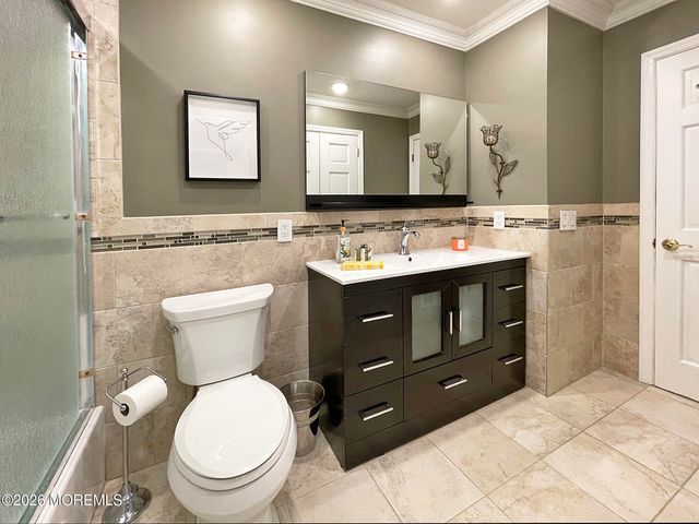 18 Ned Drive, Matawan, NJ 07747