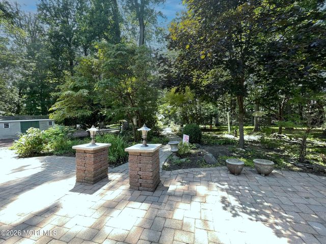 18 Ned Drive, Matawan, NJ 07747