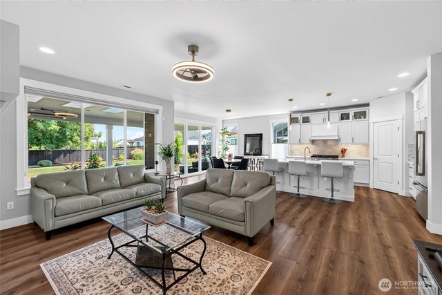 12311 12th Street E, Edgewood, WA 98372