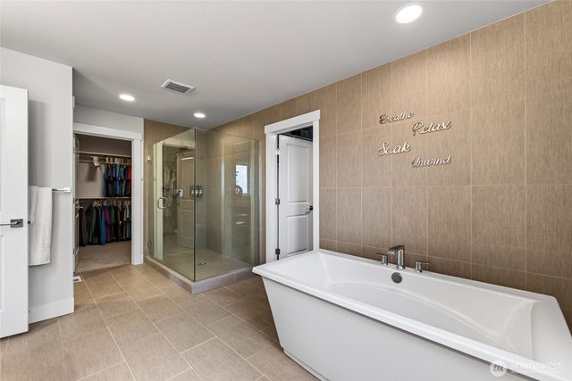 12311 12th Street E, Edgewood, WA 98372