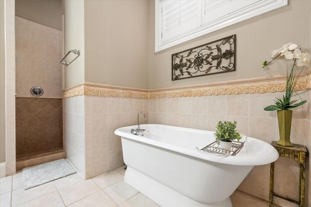 2123 Westchester Drive, Mansfield, TX 76063