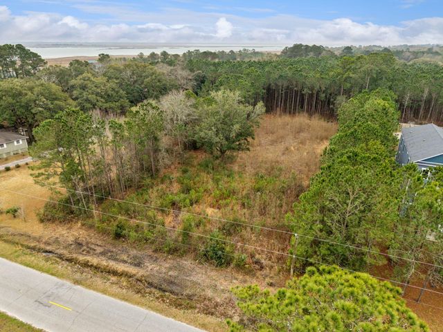 1593 Boston Grill Road, Mount Pleasant, SC 29466