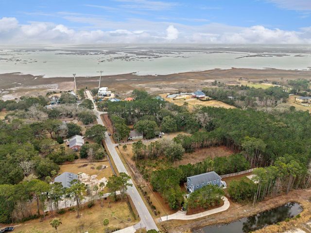 1593 Boston Grill Road, Mount Pleasant, SC 29466