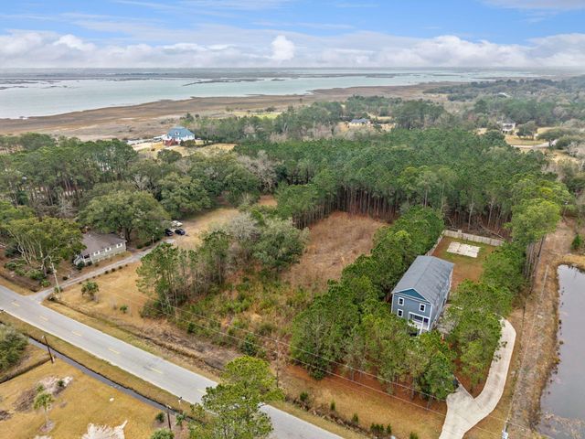 1593 Boston Grill Road, Mount Pleasant, SC 29466