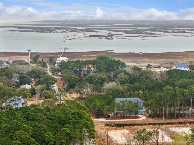 1593 Boston Grill Road, Mount Pleasant, SC 29466