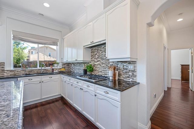 500 Prairie Falcon Ct, El Dorado Hills, CA 95762