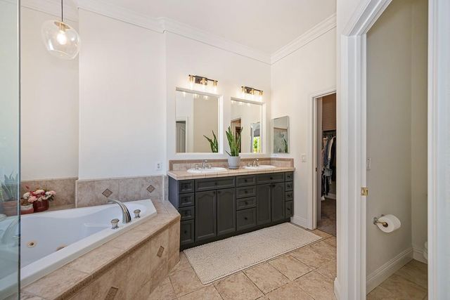 500 Prairie Falcon Ct, El Dorado Hills, CA 95762