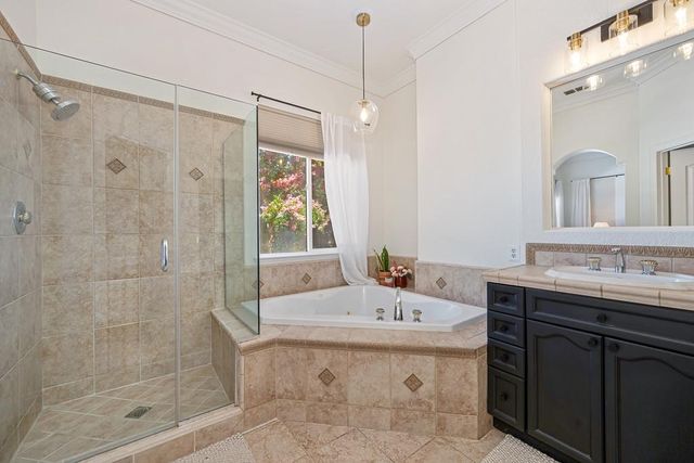 500 Prairie Falcon Ct, El Dorado Hills, CA 95762
