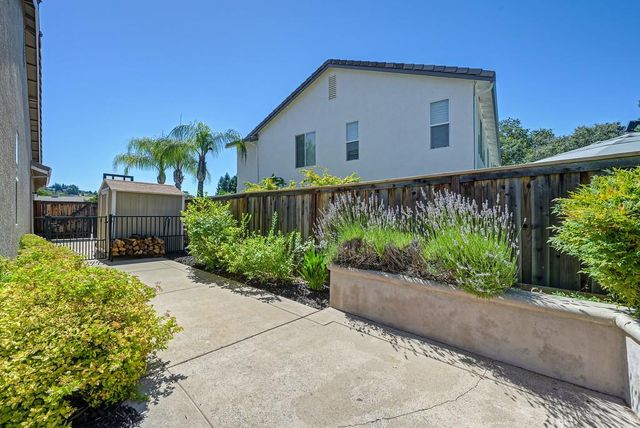500 Prairie Falcon Ct, El Dorado Hills, CA 95762