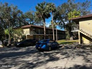 304 Maple St Apt 5, Daytona Beach, FL 32114