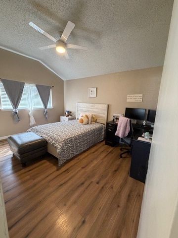 604 Red Coat Lane, Arlington, TX 76002