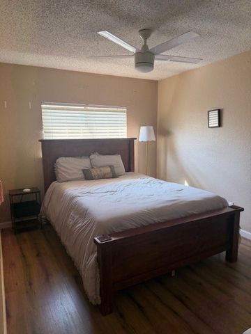 604 Red Coat Lane, Arlington, TX 76002