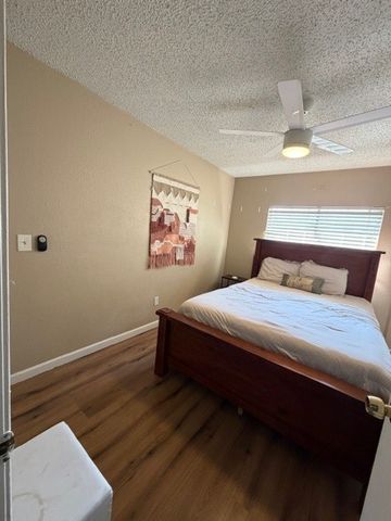 604 Red Coat Lane, Arlington, TX 76002