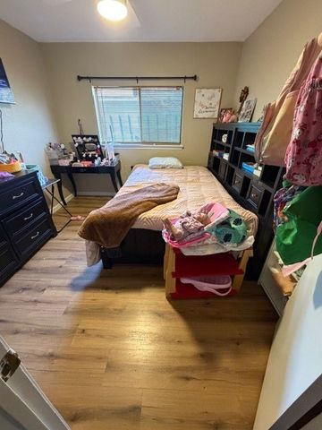 604 Red Coat Lane, Arlington, TX 76002