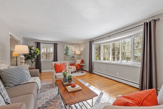 27 Forest Road, Acton, MA 01720