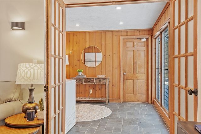 27 Forest Road, Acton, MA 01720