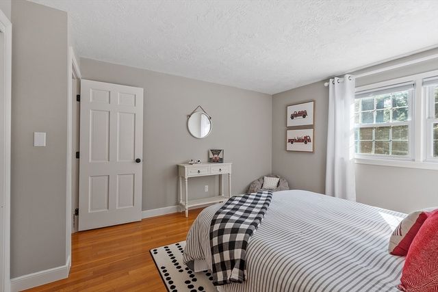 27 Forest Road, Acton, MA 01720