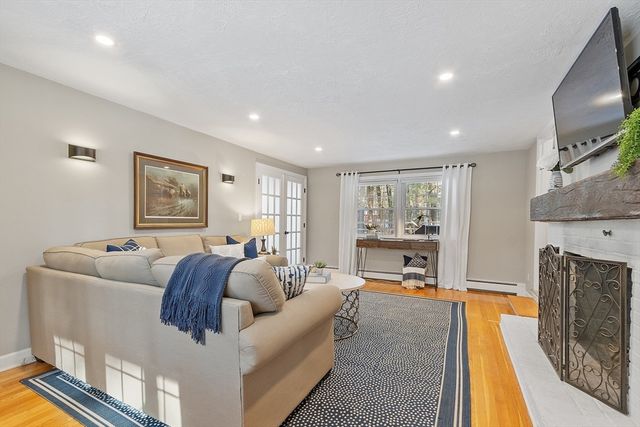 27 Forest Road, Acton, MA 01720