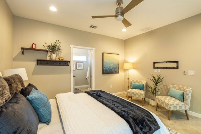 7601 Bethune Ave B, Austin, TX 78752