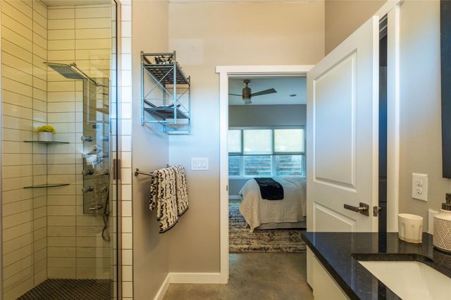 7601 Bethune Ave B, Austin, TX 78752