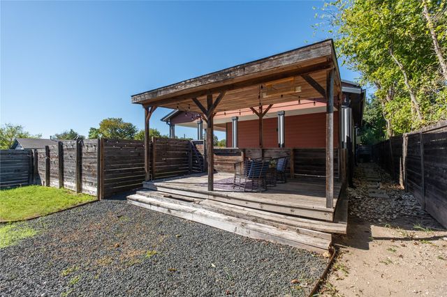 7601 Bethune Ave B, Austin, TX 78752