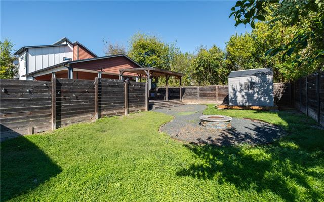 7601 Bethune Ave B, Austin, TX 78752