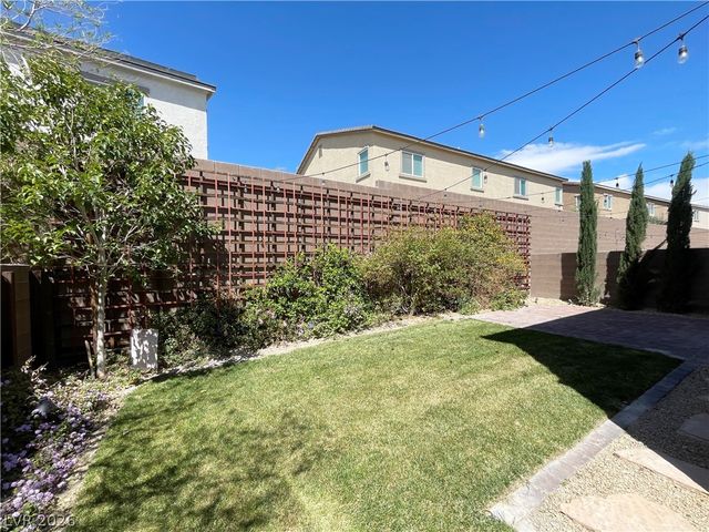 7035 Denio Island Street, North Las Vegas, NV 89084