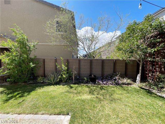 7035 Denio Island Street, North Las Vegas, NV 89084