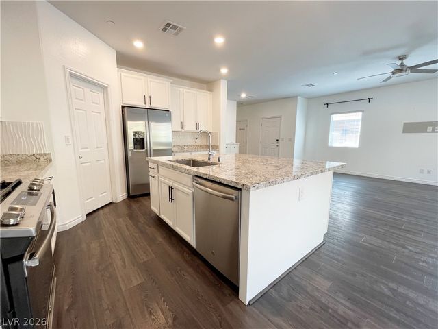 7035 Denio Island Street, North Las Vegas, NV 89084