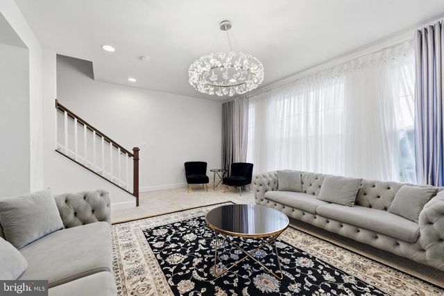 657 BELMONT BAY DR, Woodbridge, VA 22191