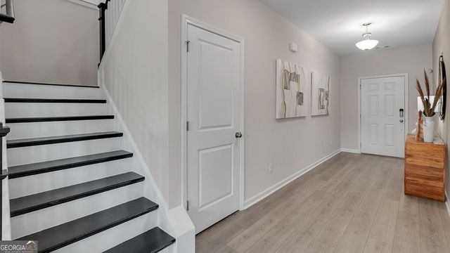 8810 Chesford Grove, Ball Ground, GA 30107