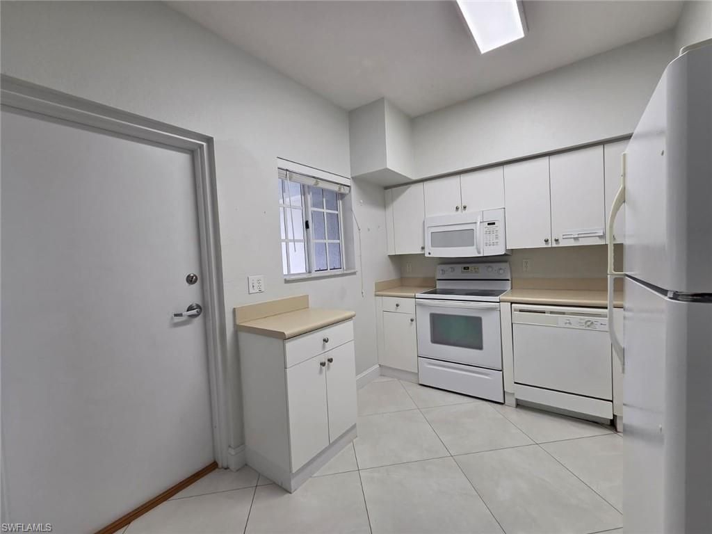 8408 Bernwood Cove LOOP 1710, FORT MYERS, FL 33966 — photo 4
