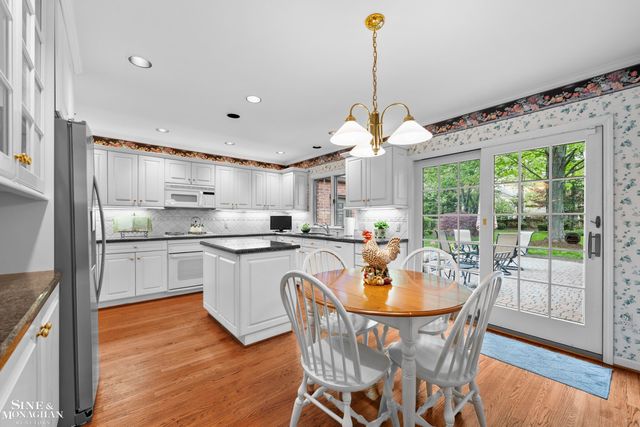 96 Moran Road, Grosse Pointe Farms, MI 48236