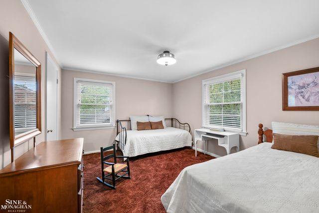 96 Moran Road, Grosse Pointe Farms, MI 48236