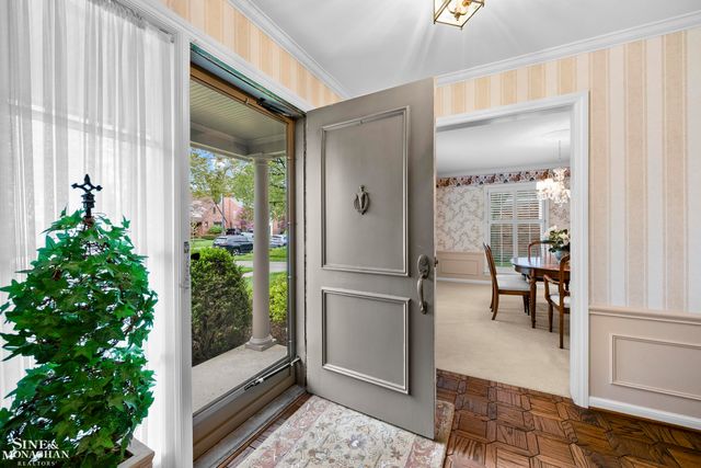 96 Moran Road, Grosse Pointe Farms, MI 48236