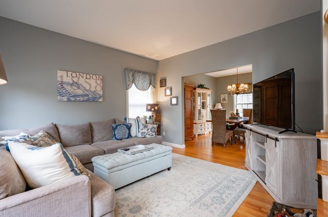 8 Corliss Road, Windham, NH 03087