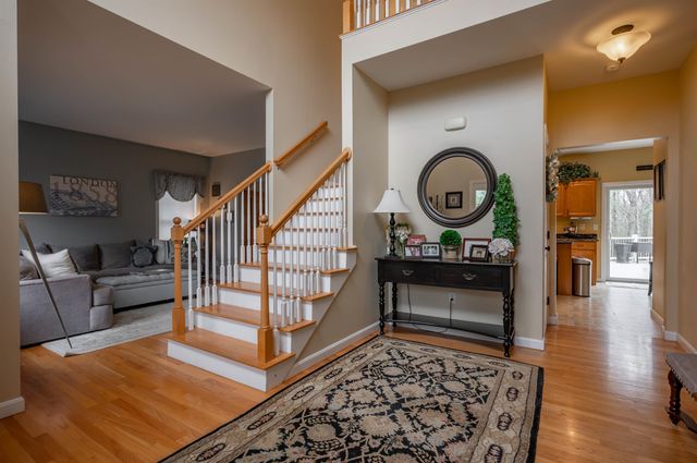 8 Corliss Road, Windham, NH 03087