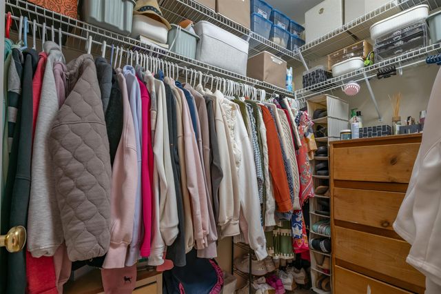 8 Corliss Road, Windham, NH 03087