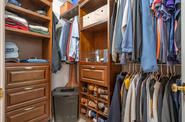 8 Corliss Road, Windham, NH 03087