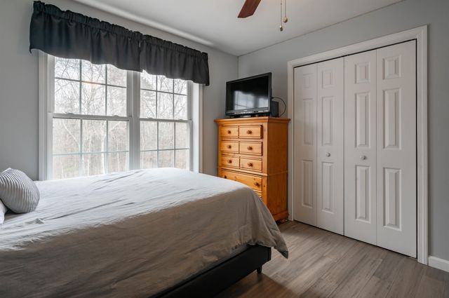 8 Corliss Road, Windham, NH 03087